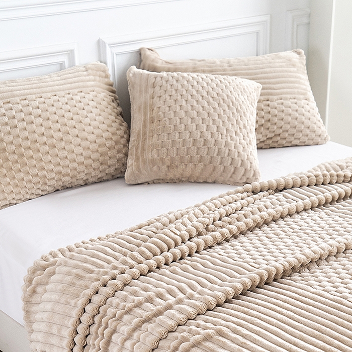 91家纺网 家纺一手货源 找家纺 楼兰公主 2025新款金龟绒多功能毛毯 金龟绒-卡其