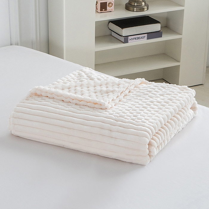 91家纺网 家纺一手货源 找家纺 楼兰公主 2025新款金龟绒多功能毛毯 金龟绒-米白