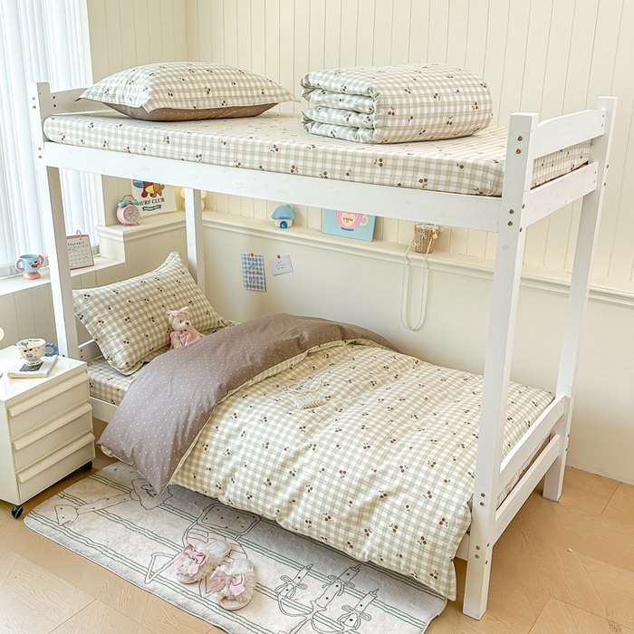 91家纺网 家纺一手货源 找家纺 2025新款学生宿舍全棉三件套 酸甜樱桃