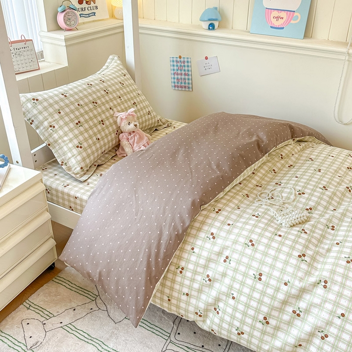 91家纺网 家纺一手货源 找家纺 2025新款学生宿舍全棉三件套 酸甜樱桃