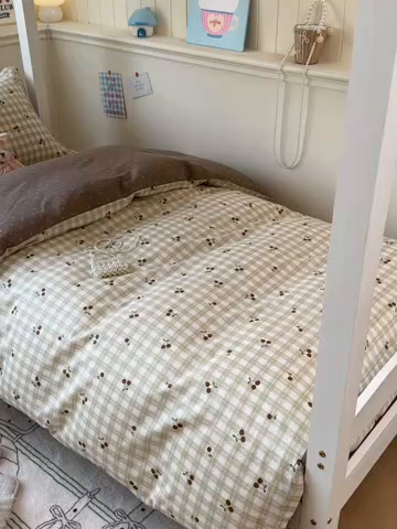 91家纺网 家纺一手货源 找家纺 2025新款学生宿舍全棉三件套 酸甜樱桃