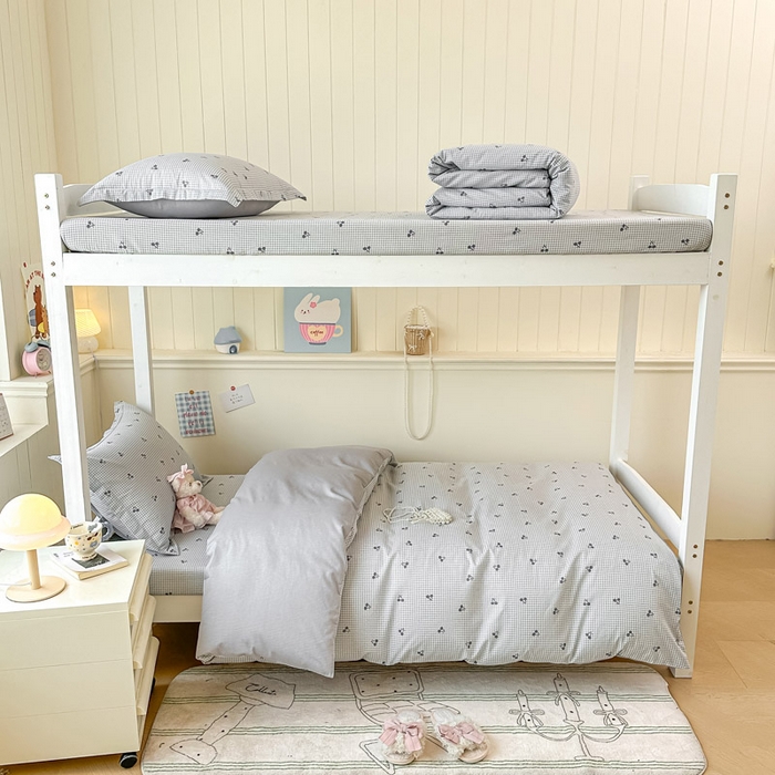 91家纺网 家纺一手货源 找家纺 2025新款学生宿舍全棉三件套 樱姿-灰