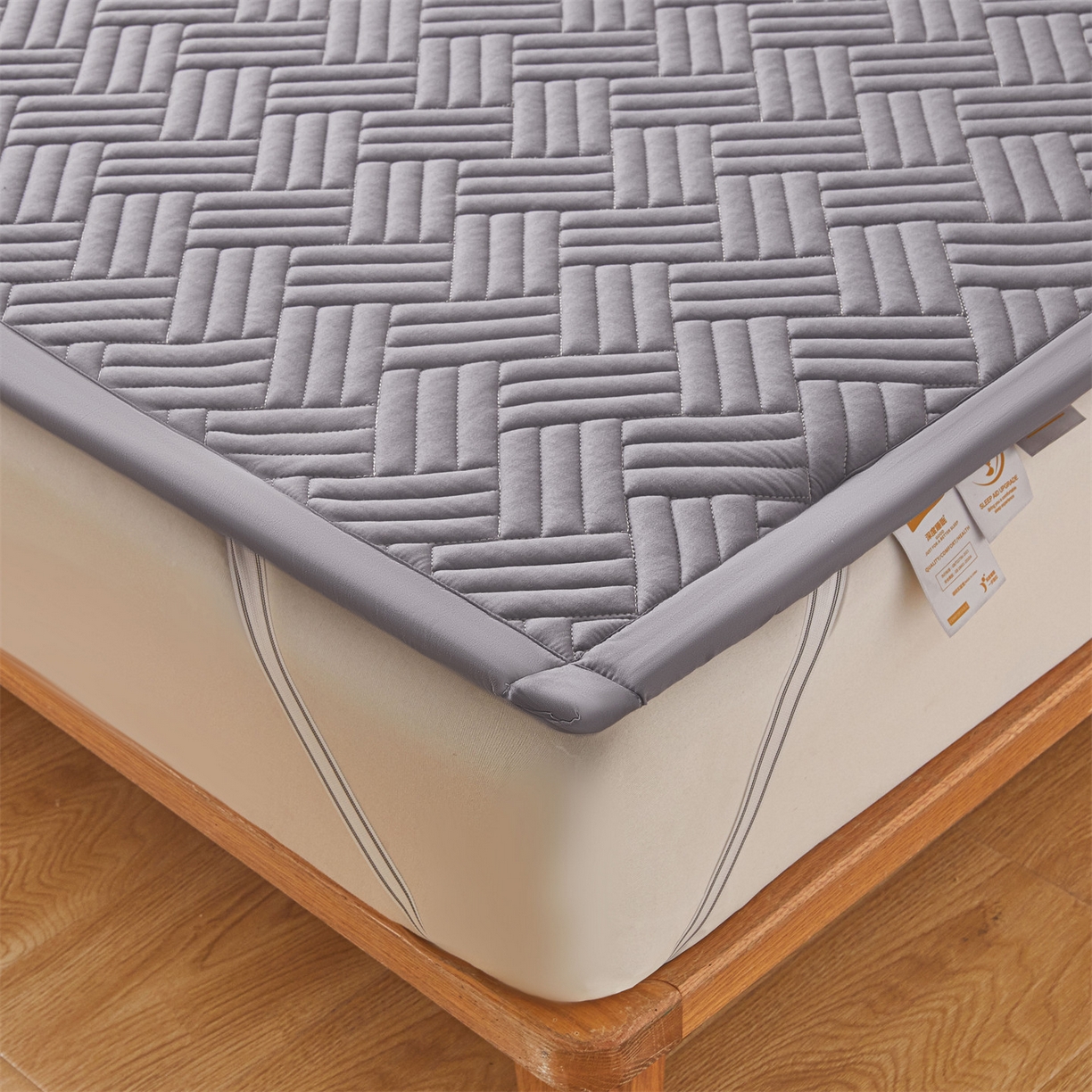 91家纺网 家纺一手货源 找家纺 雯豆家纺 2025新品四季款加厚床褥垫子床垫保护垫四季通用 摩登-深空灰