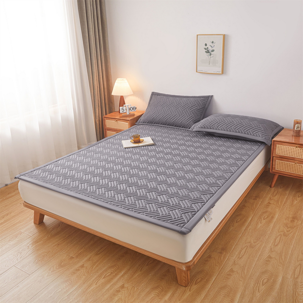 91家纺网 家纺一手货源 找家纺 雯豆家纺 2025新品四季款加厚床褥垫子床垫保护垫四季通用 摩登-深空灰