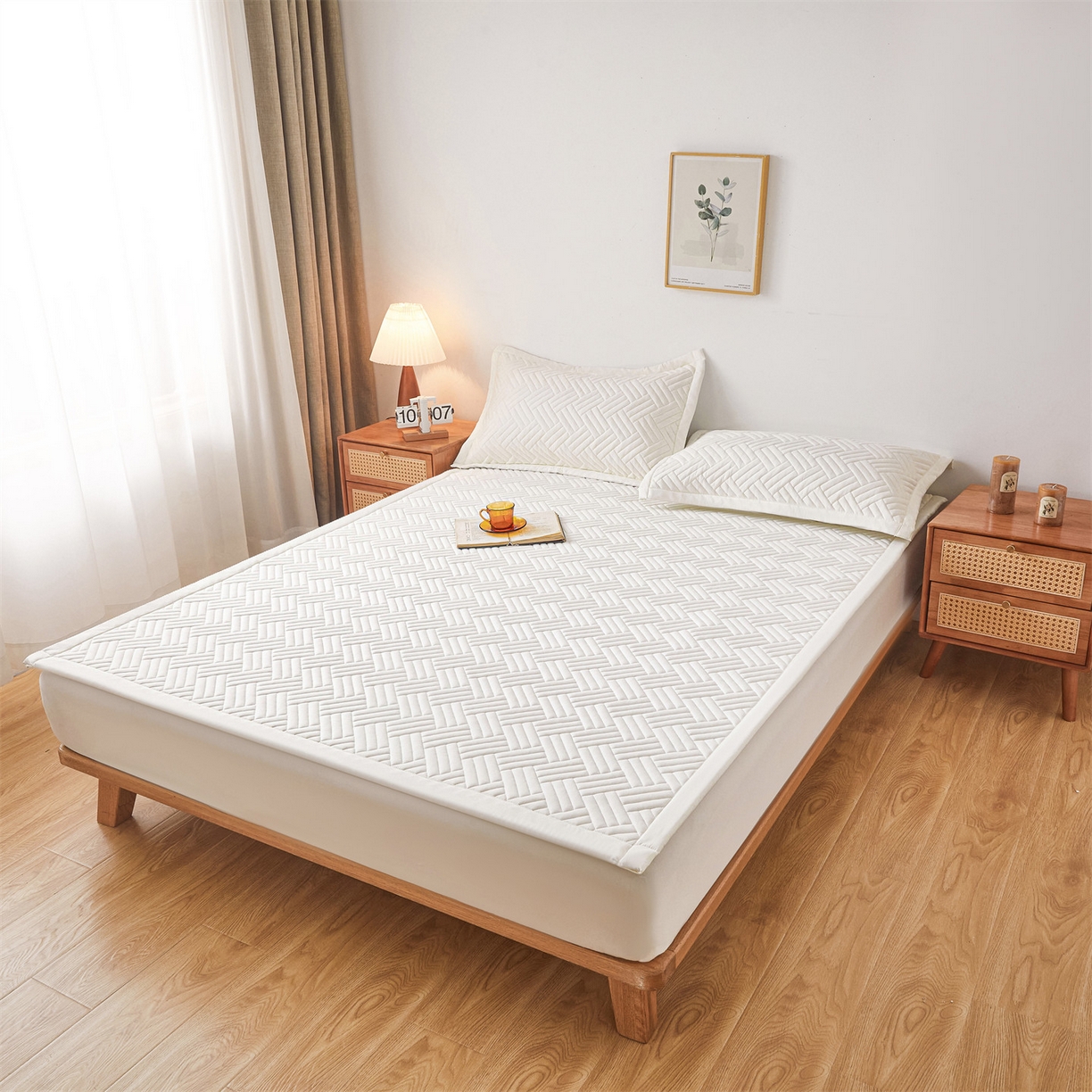 91家纺网 家纺一手货源 找家纺 雯豆家纺 2025新品四季款加厚床褥垫子床垫保护垫四季通用 摩登-月光白