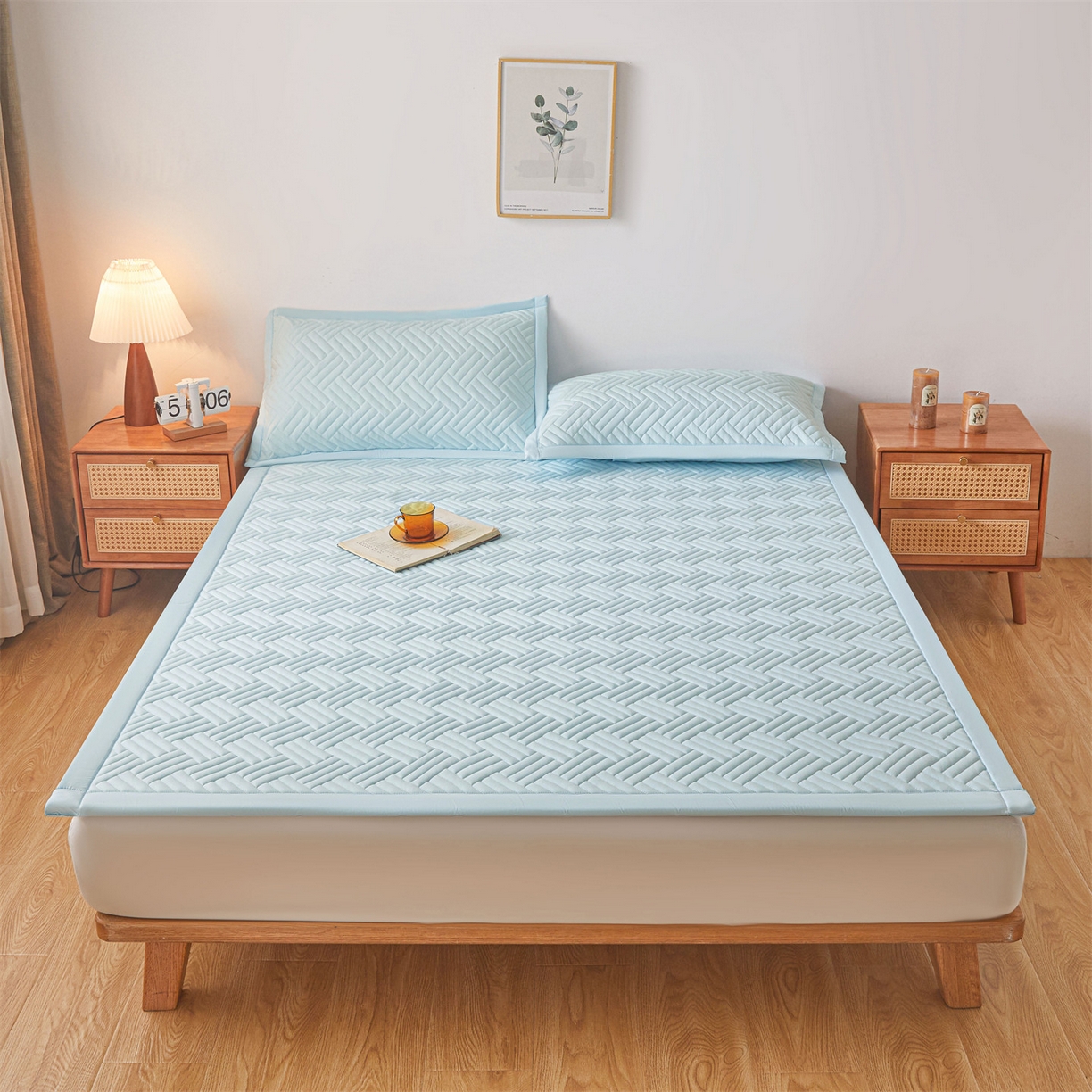 91家纺网 家纺一手货源 找家纺 雯豆家纺 2025新品四季款加厚床褥垫子床垫保护垫四季通用 摩登-淡水蓝