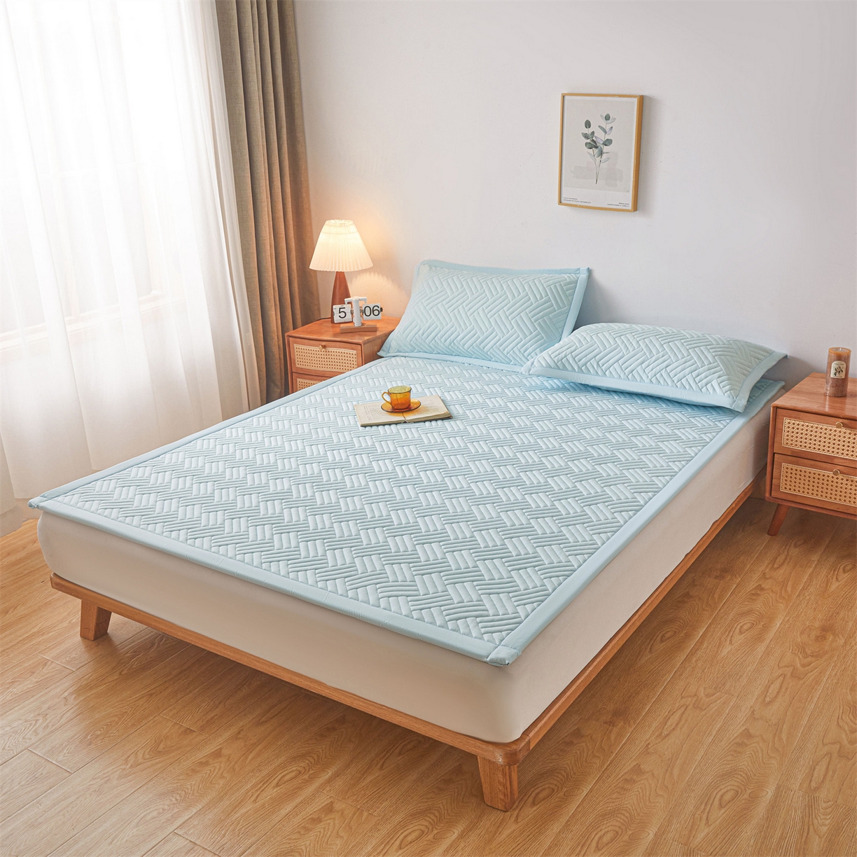 91家纺网 家纺一手货源 找家纺 雯豆家纺 2025新品四季款加厚床褥垫子床垫保护垫四季通用 摩登-淡水蓝