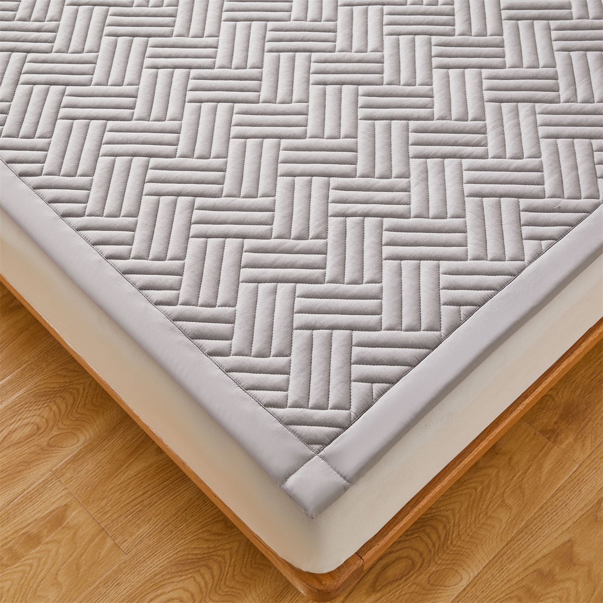 91家纺网 家纺一手货源 找家纺 雯豆家纺 2025新品四季款加厚床褥垫子床垫保护垫四季通用 摩登-暮云灰