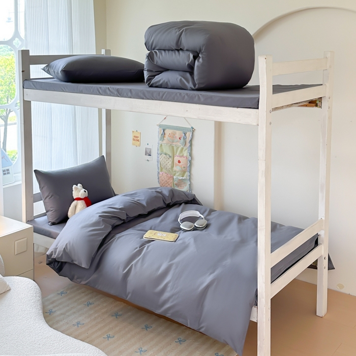 91家纺网 家纺一手货源 找家纺 简冠家纺 2025新款13372全棉纯色学生三件套 深灰