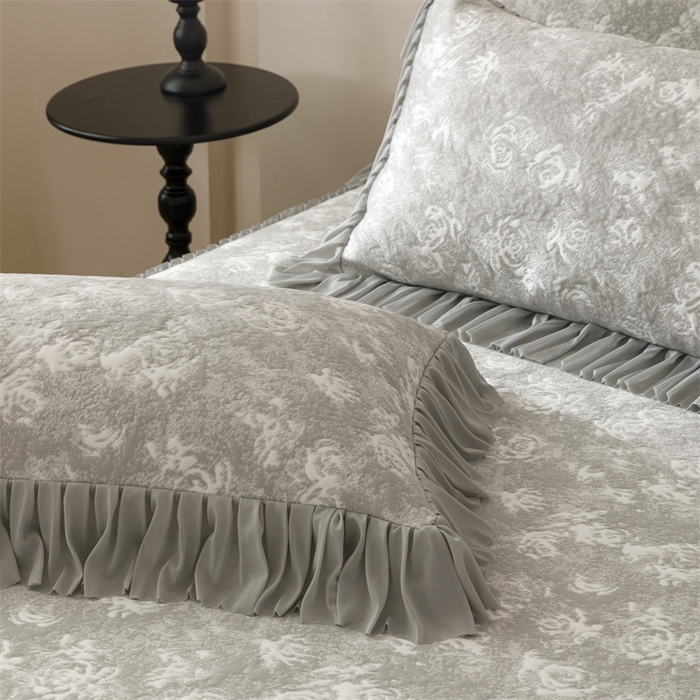 91家纺网 家纺一手货源 找家纺 好儿喜家纺 2025新款海洋丝凉感豆豆床裙凉席-缤纷玫瑰 缤纷玫瑰-灰