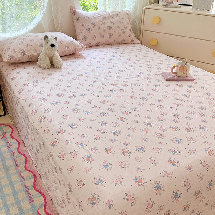 91家纺网 家纺一手货源 找家纺 彩韵家纺 2025新款印花木m双层纱床单系列 木m双层纱-花影飘飘