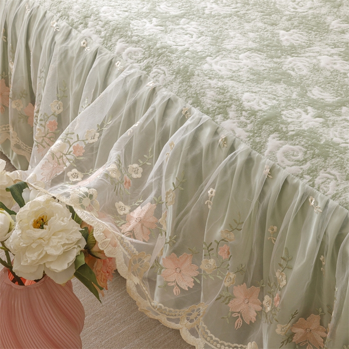 91家纺网 家纺一手货源 找家纺 好儿喜家纺 2025新款海洋丝凉感豆豆床裙凉席-巴黎玫瑰 巴黎玫瑰绿