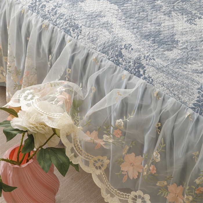 91家纺网 家纺一手货源 找家纺 好儿喜家纺 2025新款海洋丝凉感豆豆床裙凉席-巴黎玫瑰 挪威森林蓝