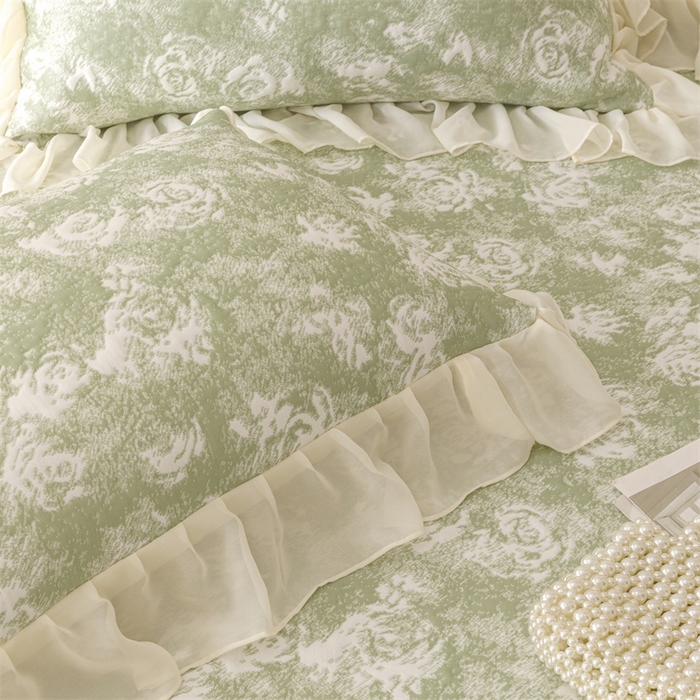 91家纺网 家纺一手货源 找家纺 好儿喜家纺 2025新款海洋丝凉感豆豆床裙凉席-巴黎玫瑰 巴黎玫瑰绿