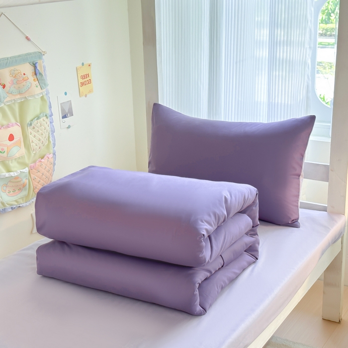 91家纺网 家纺一手货源 找家纺 简冠家纺 2025新款13372全棉纯色学生三件套 深紫+浅紫