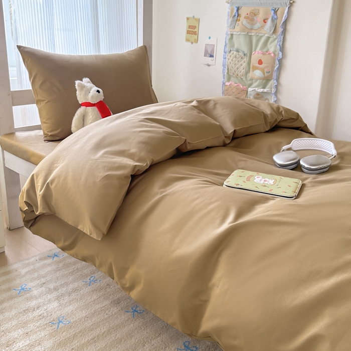 91家纺网 家纺一手货源 找家纺 简冠家纺 2025新款13372全棉纯色学生三件套 卡其