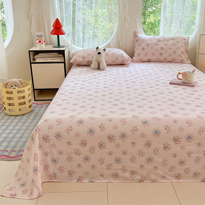 91家纺网 家纺一手货源 找家纺 卡迪熊家纺 2025新款印花木m双层纱床单系列 木m双层纱-花影飘飘