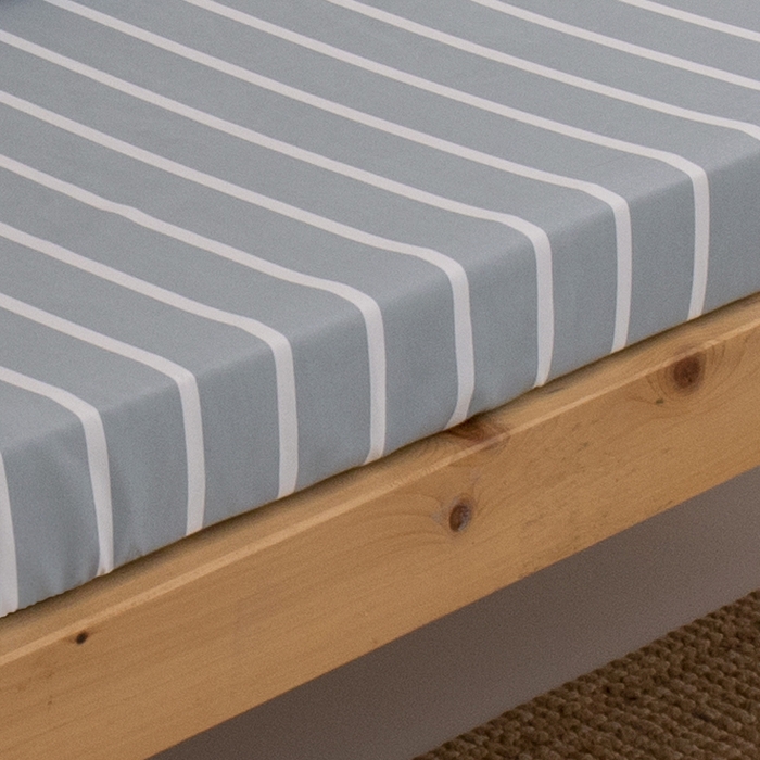 91家纺网 家纺一手货源 找家纺 暖季家纺2025新款无印风学生防水床笠 防水-蓝白细条纹