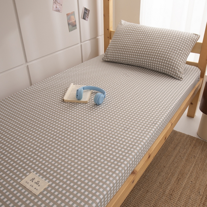 91家纺网 家纺一手货源 找家纺 暖季家纺2025新款无印风学生防水床笠 防水-果绿小格