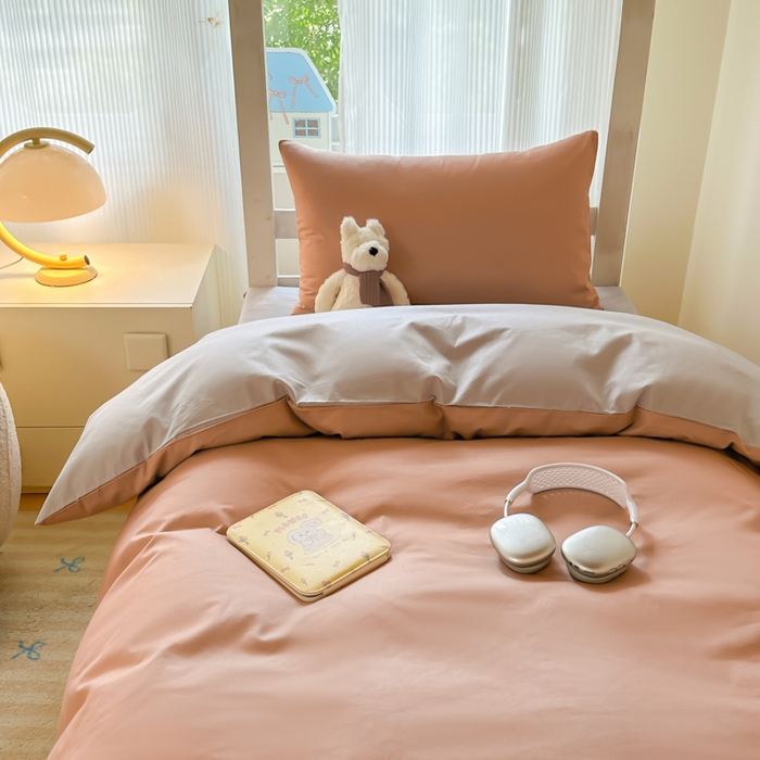 91家纺网 家纺一手货源 找家纺 简冠家纺 2025新款13372全棉纯色学生三件套 藕粉+浅灰