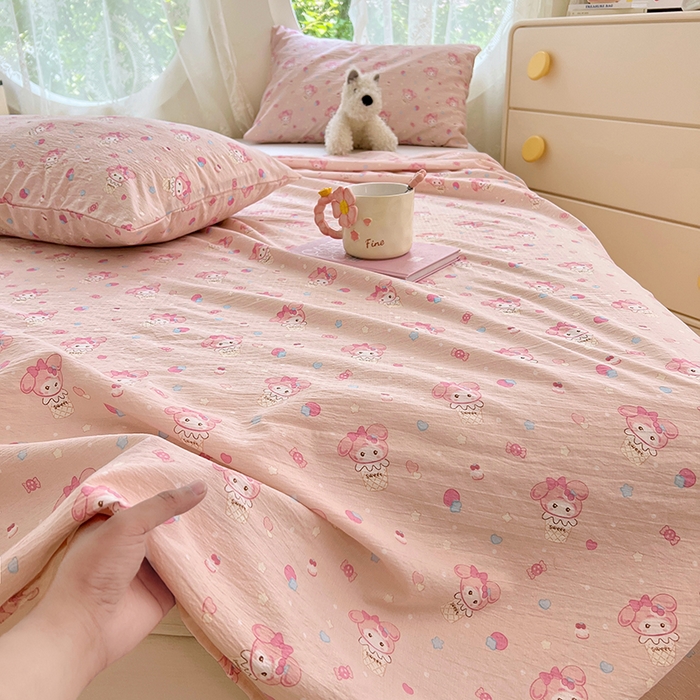 91家纺网 家纺一手货源 找家纺 卡迪熊家纺 2025新款印花木m双层纱床单系列 木m双层纱-马卡兔兔