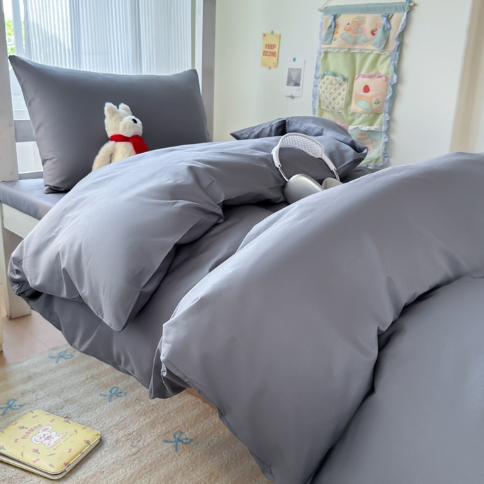 91家纺网 家纺一手货源 找家纺 简冠家纺 2025新款13372全棉纯色学生三件套 深灰