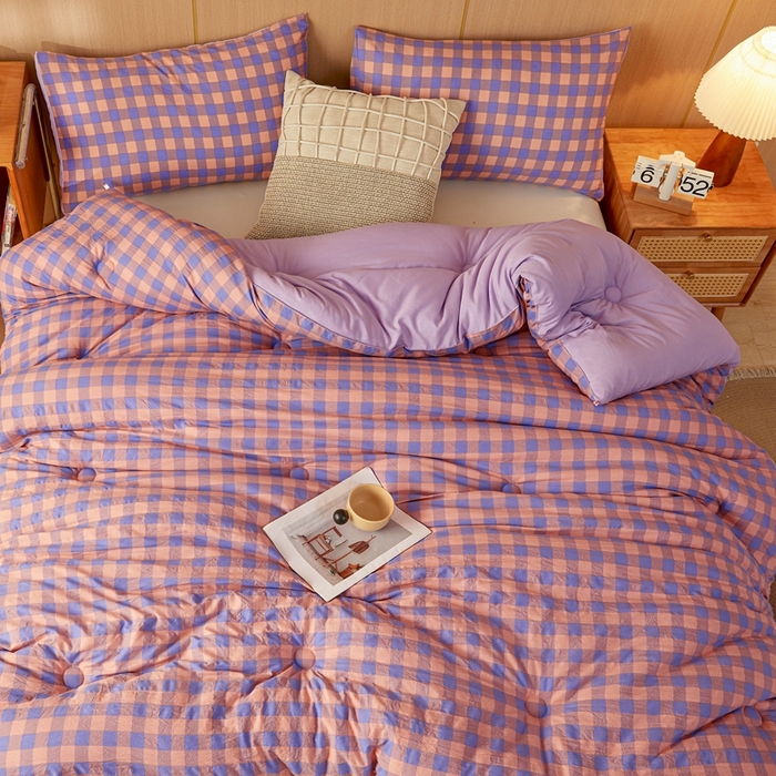 91家纺网 家纺一手货源 找家纺 美尔惠家纺 2025新款无印水洗棉格子春秋被冬被被子被芯学生季被芯 粉紫中格