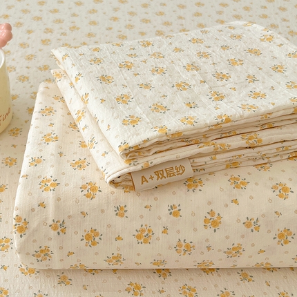 91家纺网 家纺一手货源 找家纺 彩韵家纺 2025新款印花木m双层纱床单系列 木m双层纱-幽梦玫瑰