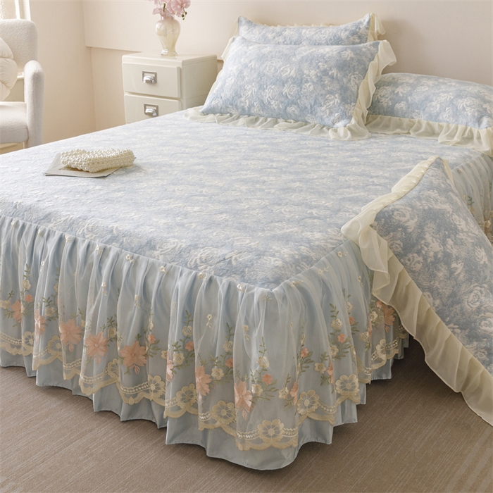 91家纺网 家纺一手货源 找家纺 好儿喜家纺 2025新款海洋丝凉感豆豆床裙凉席-巴黎玫瑰 巴黎玫瑰蓝