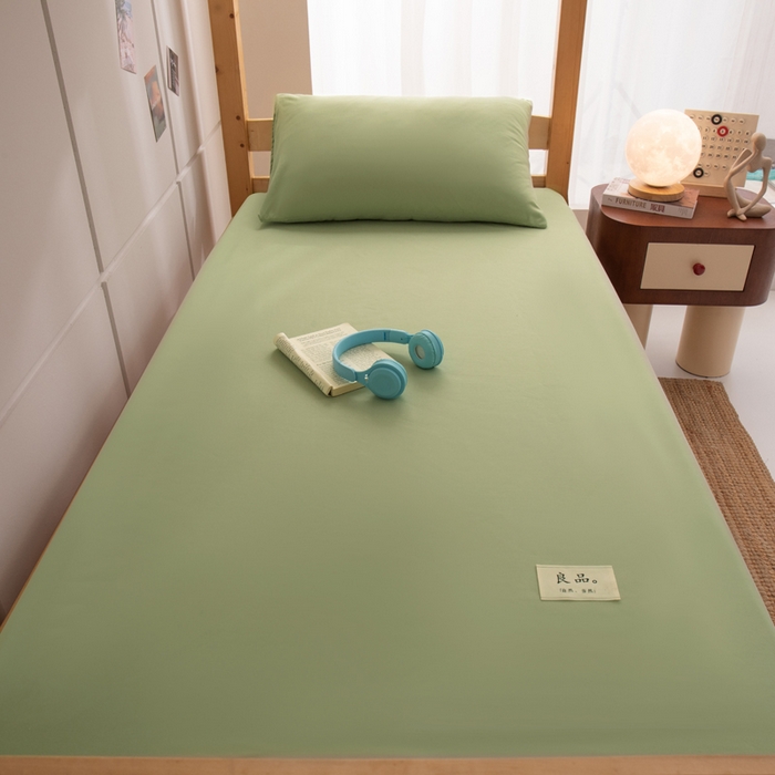 91家纺网 家纺一手货源 找家纺 暖季家纺2025新款无印风学生防水床笠 防水-青草绿