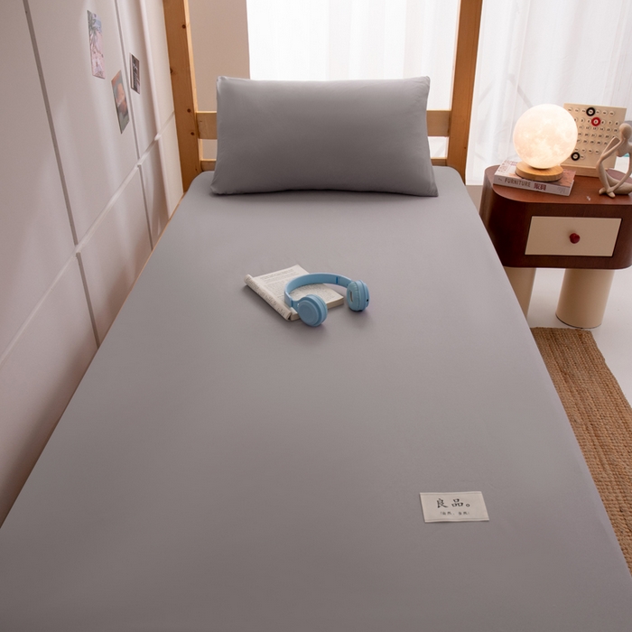 91家纺网 家纺一手货源 找家纺 暖季家纺2025新款无印风学生防水床笠 防水-魅影灰