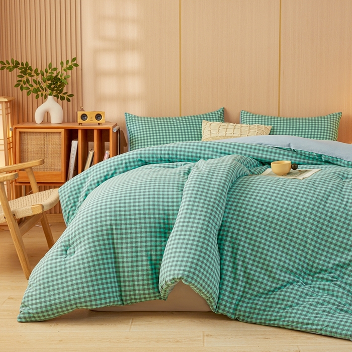 91家纺网 家纺一手货源 找家纺 美尔惠家纺 2025新款无印水洗棉格子春秋被冬被被子被芯学生季被芯 蓝绿小格