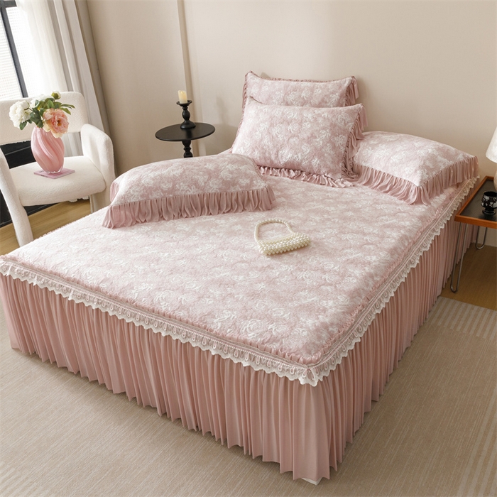 91家纺网 家纺一手货源 找家纺 好儿喜家纺 2025新款海洋丝凉感豆豆床裙凉席-缤纷玫瑰 缤纷玫瑰-粉