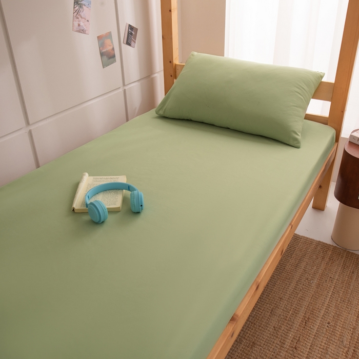 91家纺网 家纺一手货源 找家纺 暖季家纺2025新款无印风学生防水床笠 防水-青草绿