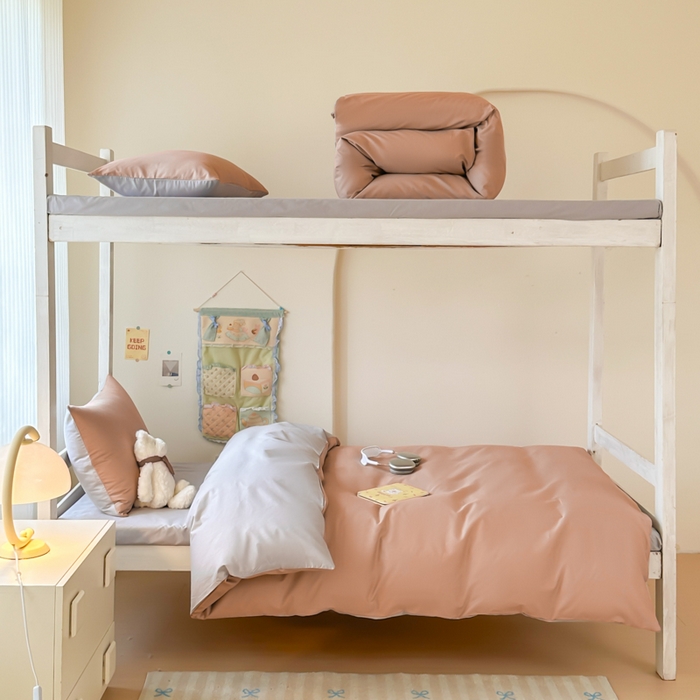 91家纺网 家纺一手货源 找家纺 简冠家纺 2025新款13372全棉纯色学生三件套 藕粉+浅灰