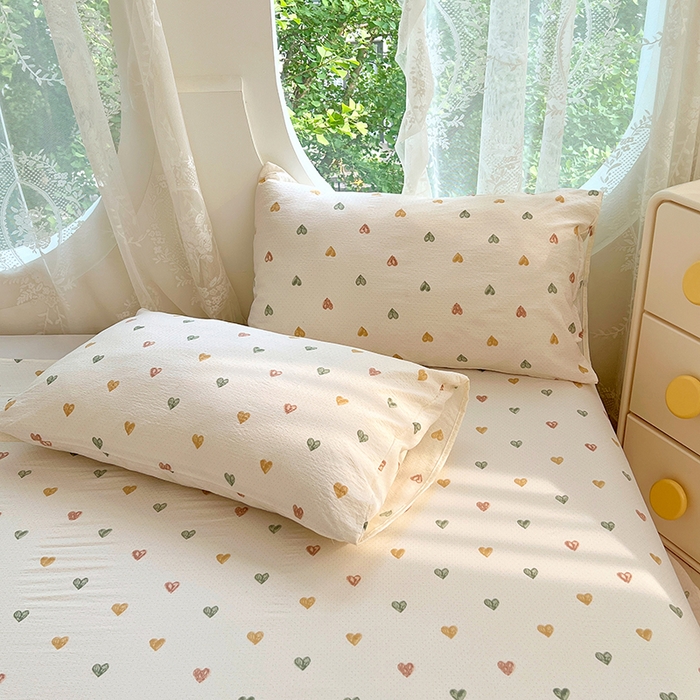 91家纺网 家纺一手货源 找家纺 彩韵家纺 2025新款印花木m双层纱床单系列 木m双层纱-点点心动