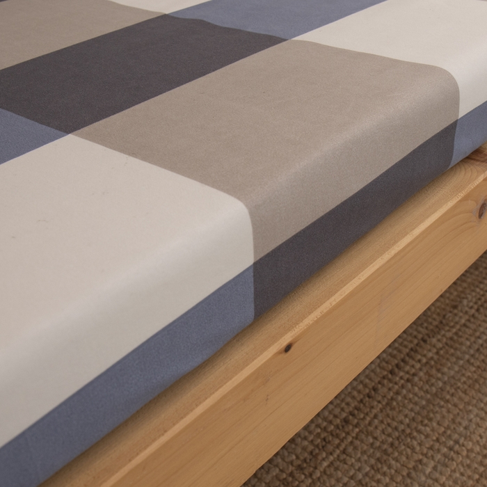 91家纺网 家纺一手货源 找家纺 暖季家纺2025新款无印风学生防水床笠 防水-蓝灰格