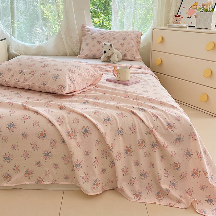 91家纺网 家纺一手货源 找家纺 彩韵家纺 2025新款印花木m双层纱床单系列 木m双层纱-花影飘飘