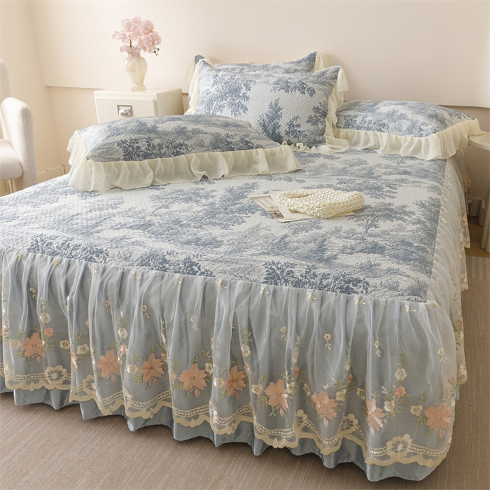 91家纺网 家纺一手货源 找家纺 好儿喜家纺 2025新款海洋丝凉感豆豆床裙凉席-巴黎玫瑰 挪威森林蓝