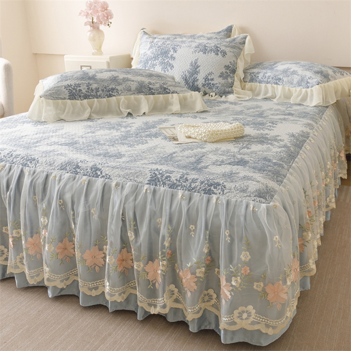 91家纺网 家纺一手货源 找家纺 好儿喜家纺 2025新款海洋丝凉感豆豆床裙凉席-巴黎玫瑰 挪威森林蓝