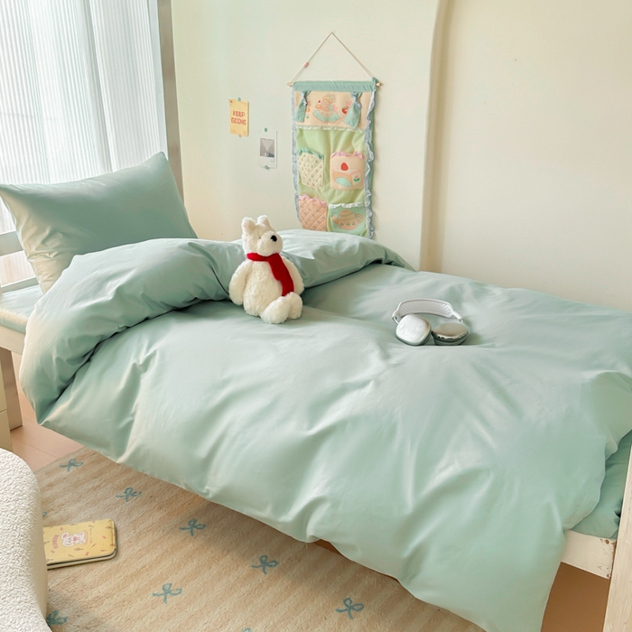 91家纺网 家纺一手货源 找家纺 简冠家纺 2025新款13372全棉纯色学生三件套 浅绿