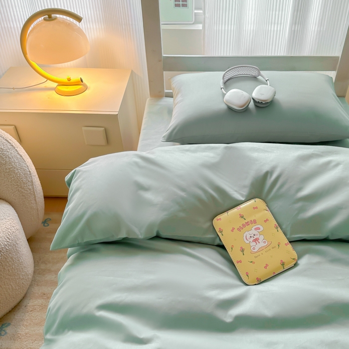 91家纺网 家纺一手货源 找家纺 简冠家纺 2025新款13372全棉纯色学生三件套 浅绿