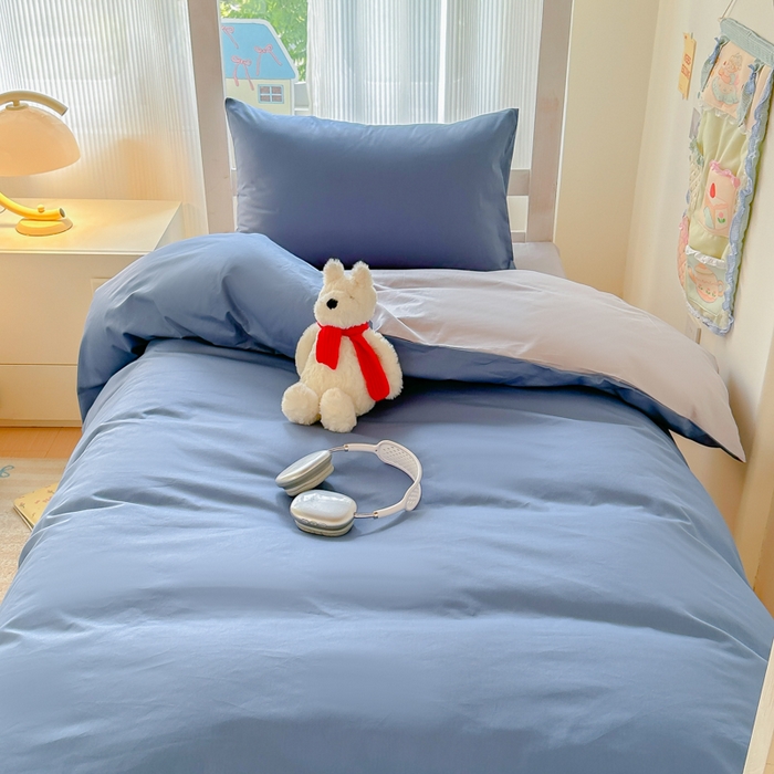 91家纺网 家纺一手货源 找家纺 简冠家纺 2025新款13372全棉纯色学生三件套 蓝+灰