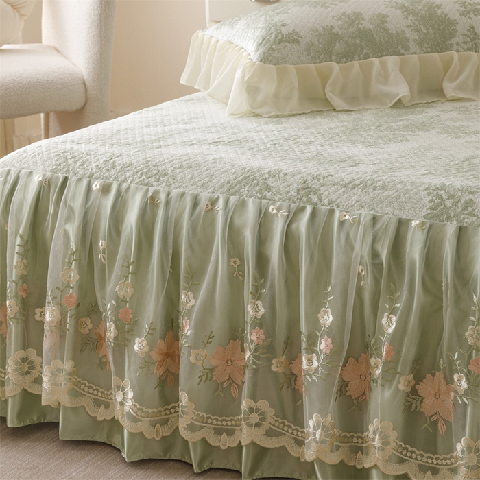 91家纺网 家纺一手货源 找家纺 好儿喜家纺 2025新款海洋丝凉感豆豆床裙凉席-巴黎玫瑰 挪威森林绿