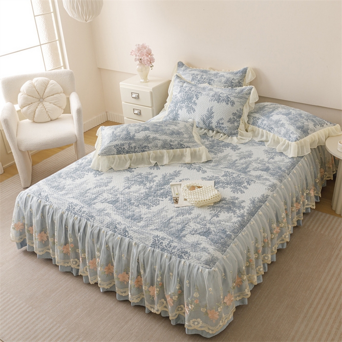 91家纺网 家纺一手货源 找家纺 好儿喜家纺 2025新款海洋丝凉感豆豆床裙凉席-巴黎玫瑰 挪威森林蓝