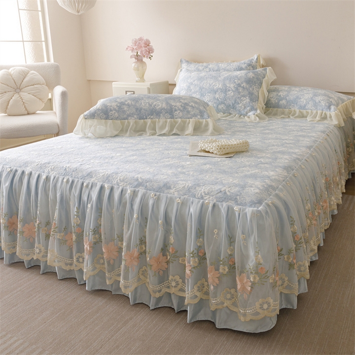 91家纺网 家纺一手货源 找家纺 好儿喜家纺 2025新款海洋丝凉感豆豆床裙凉席-巴黎玫瑰 巴黎玫瑰蓝