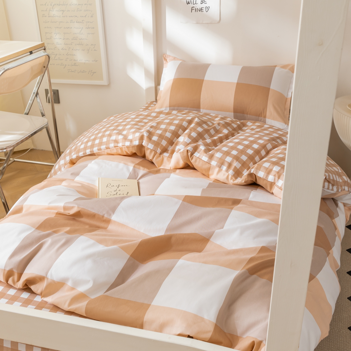 91家纺网 家纺一手货源 找家纺 贝兰仙奴 2025新款13372全棉印花简约学生三件套 粉大格