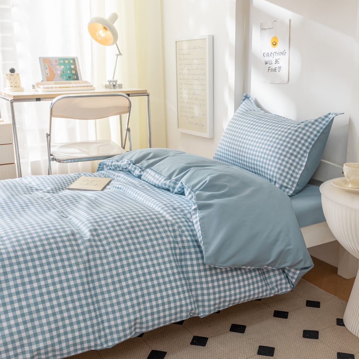 91家纺网 家纺一手货源 找家纺 贝兰仙奴 2025新款13372全棉印花简约学生三件套 蓝小格