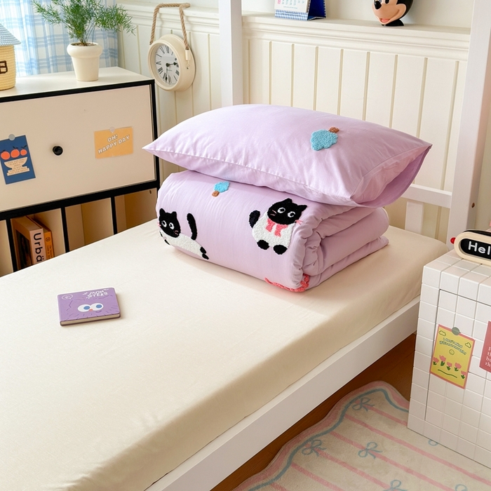 91家纺网 家纺一手货源 找家纺 锦觅 2025新款学生季全棉纯棉毛巾绣三件套奶油小清新刺绣四件套（全文件大图以及买家秀） 嬉戏猫咪