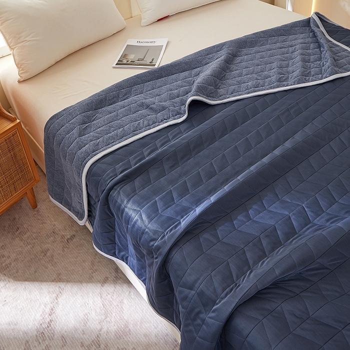 91家纺网 家纺一手货源 找家纺 （总）梦斋家纺 2025新款纯色针织夏被被子被芯